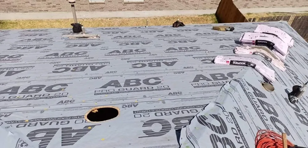 Slide of Regio's Roofing