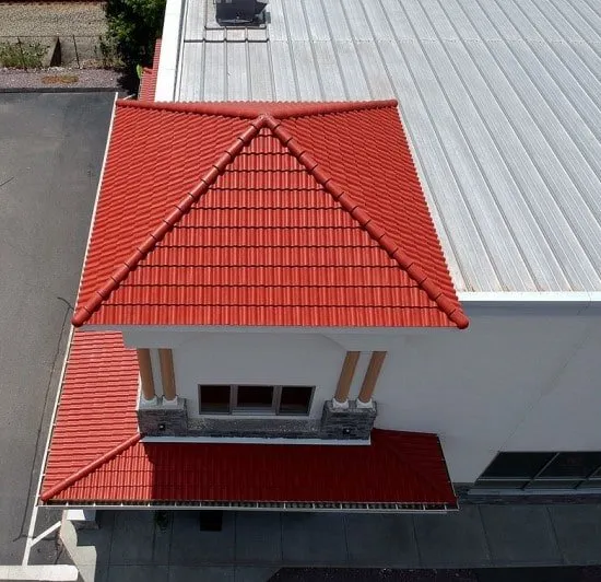 Slide of REI Roofing