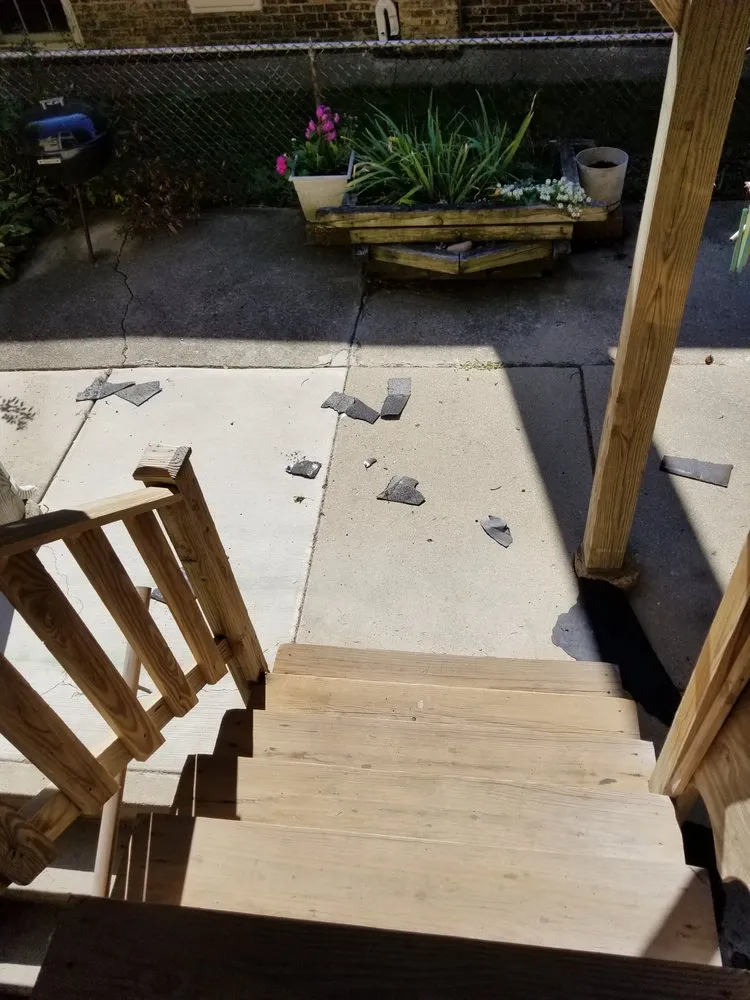 Slide of Reid Roofing