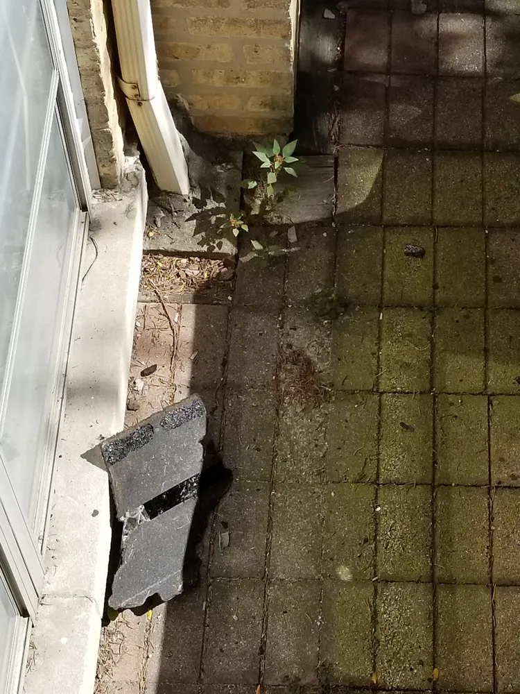 Slide of Reid Roofing