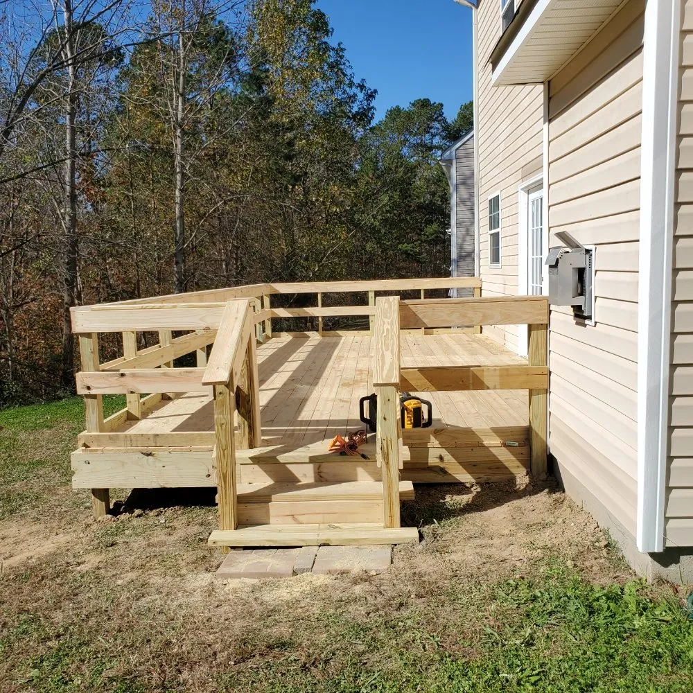 Slide of Reid's Roofing