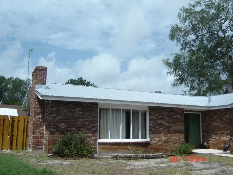 Slide of Reiter Roofing