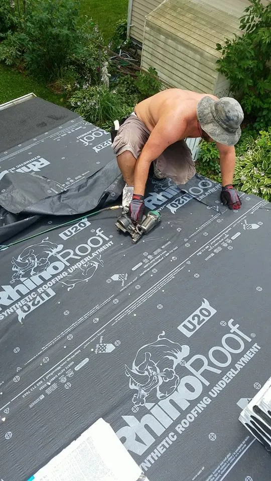 Licensed roof installation experts serving Miami, IN - Reliable Roofing & Construction