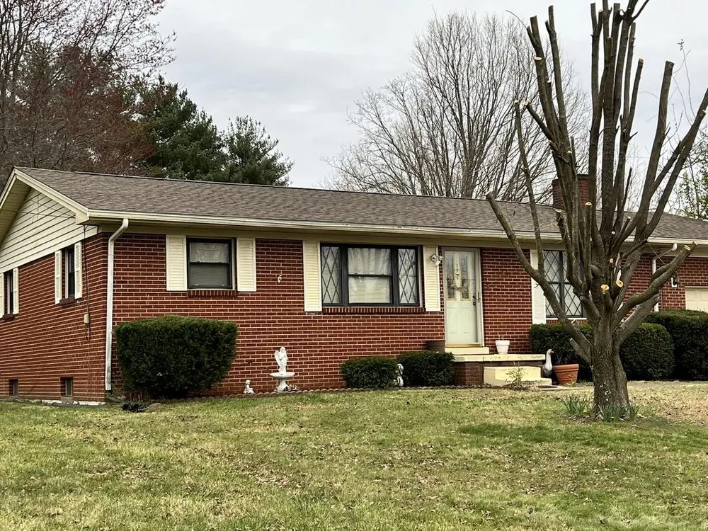 Slide of Reliable Roofing Solutions