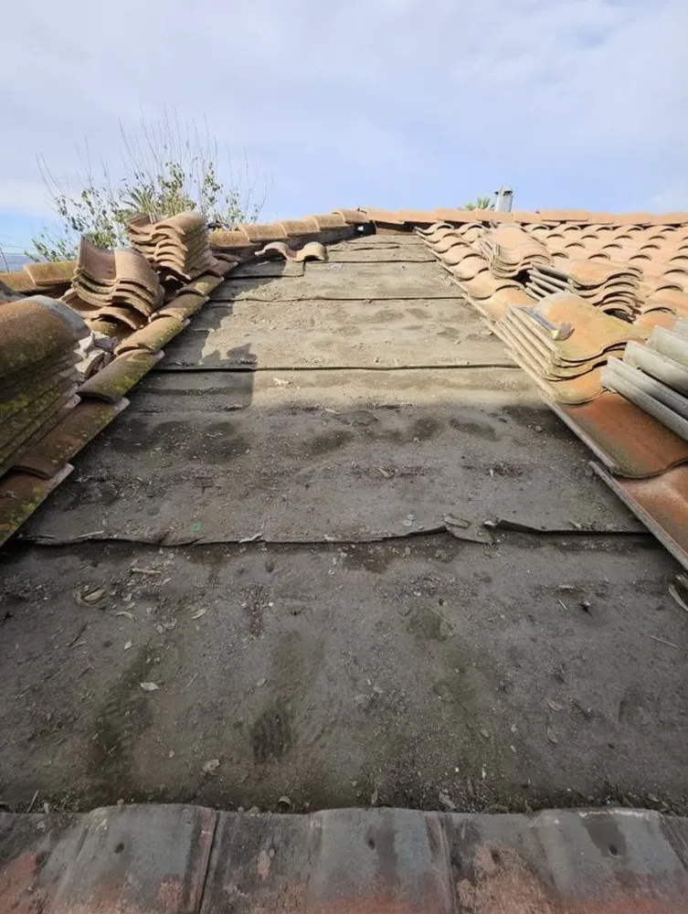 Slide of Reliable Roofs & Services