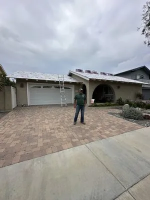 Reliance Roofing Logo