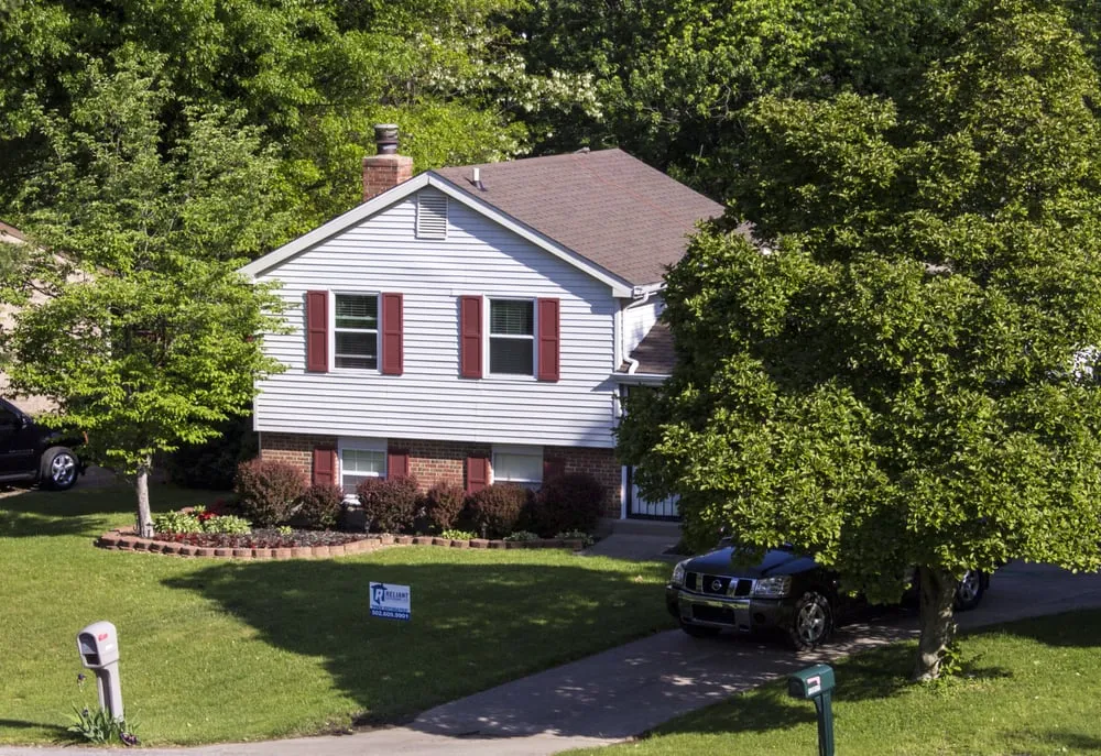 Slide of Reliant Exteriors