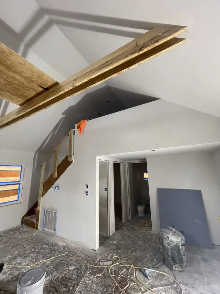 Slide of Remodeling And Painting Aritas