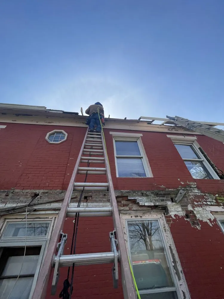 Slide of Remodeling And Painting Aritas