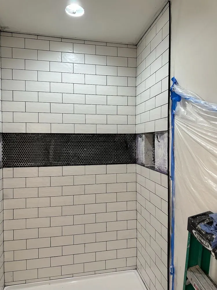 Slide of Remodeling And Painting Aritas