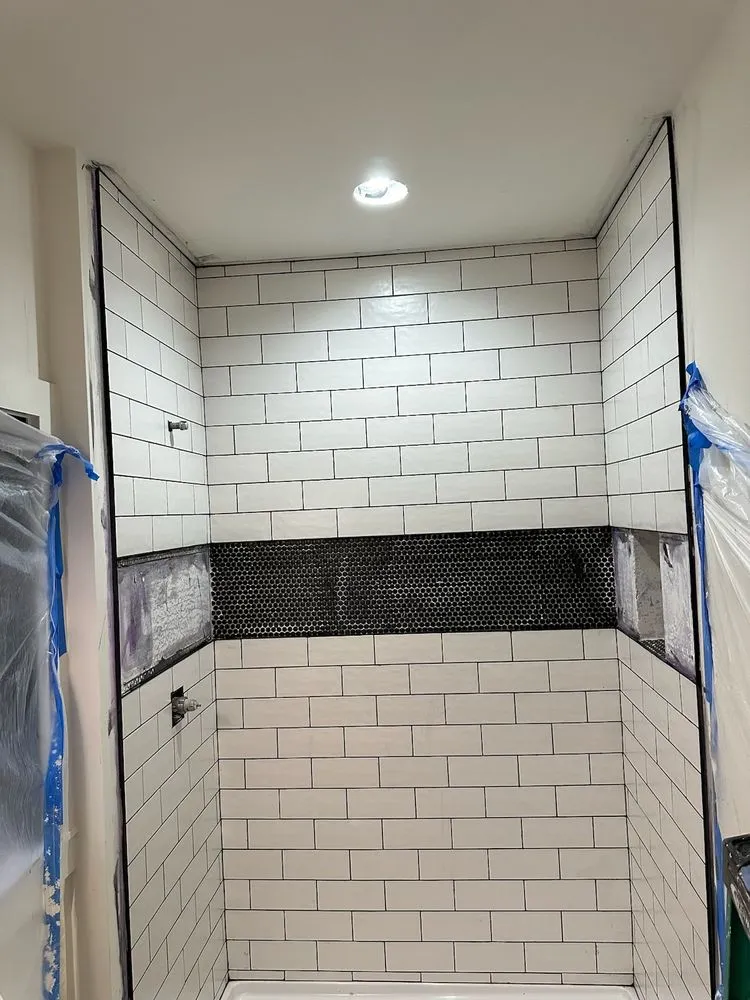 Slide of Remodeling And Painting Aritas