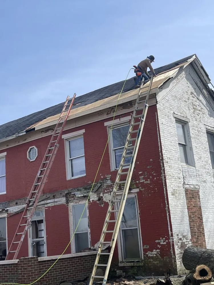 Slide of Remodeling And Painting Aritas