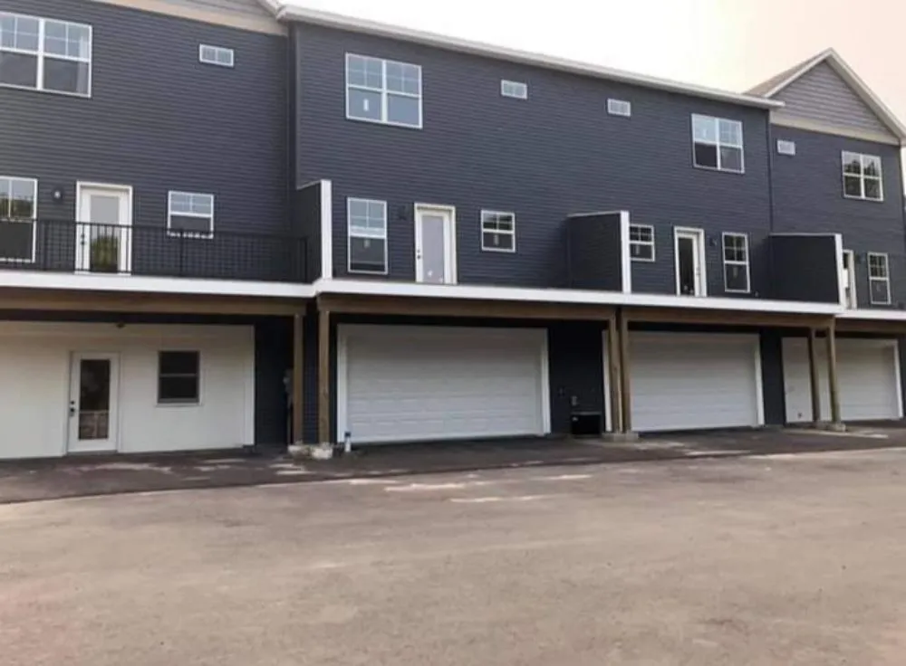 Slide of Remodeling and Repairs Ramirez