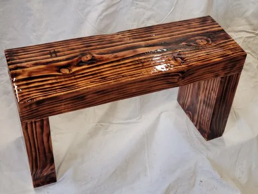 Remodels Plus Construction Logo