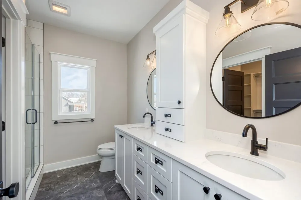 Slide of Renaissance Exteriors & Remodeling