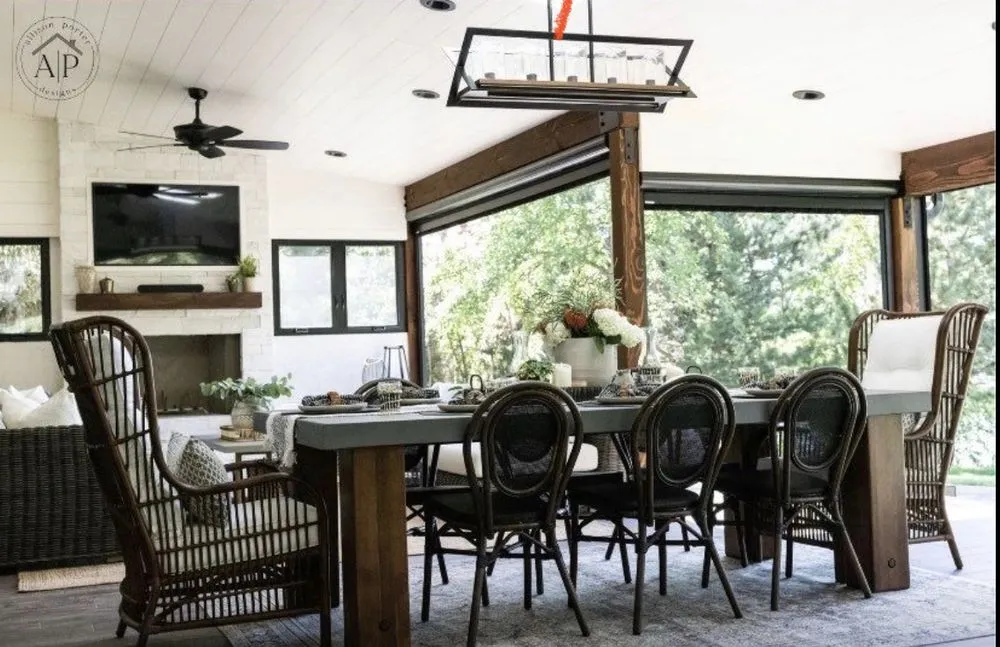 Slide of Rendon Construction