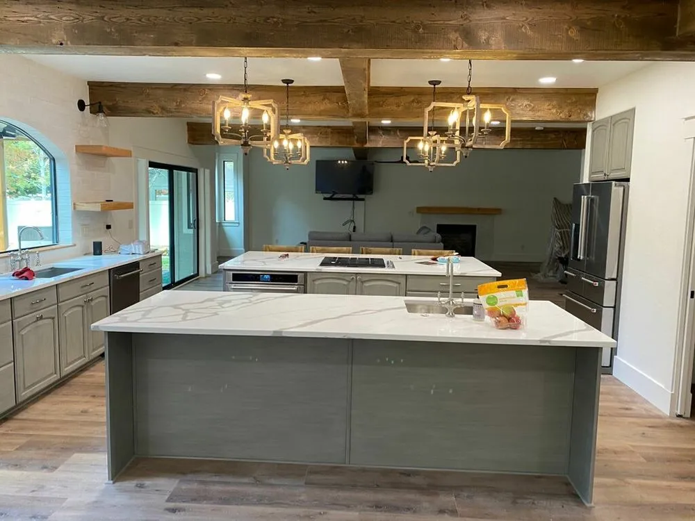 Slide of Rendon Construction