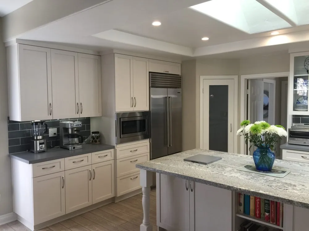 Slide of Rendon Construction