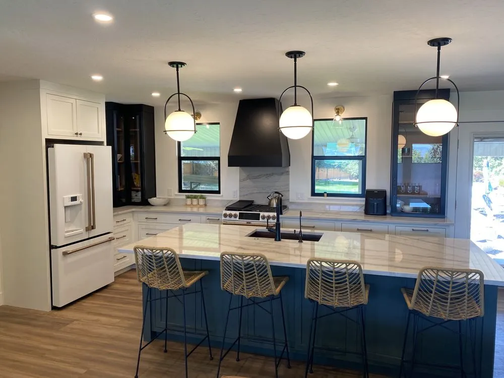 Slide of Rendon Construction