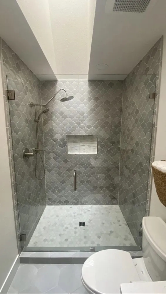 Slide of Rendon Construction