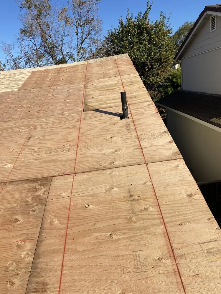 Slide of Rendon roofing