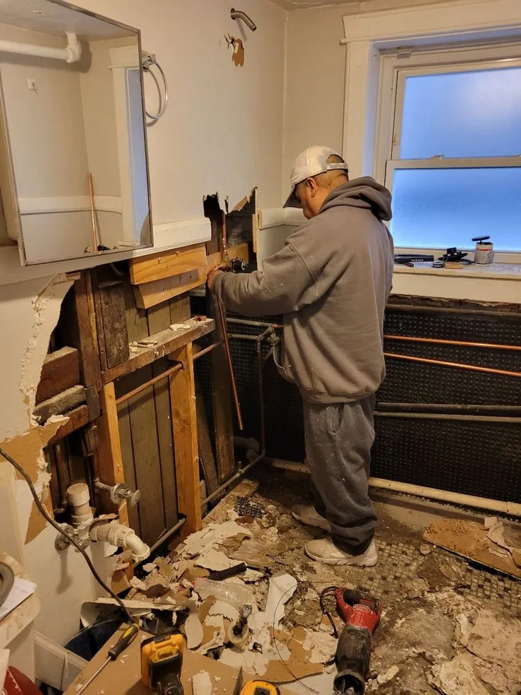 Slide of Rene's Construction Electricity & Plumbing