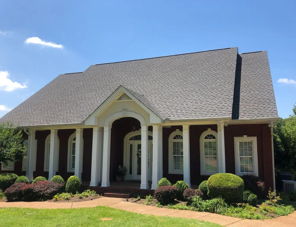 Slide of Renew Solar Solutions