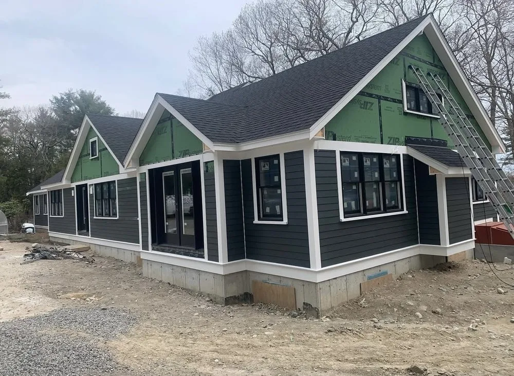 Slide of Renomax Contracting