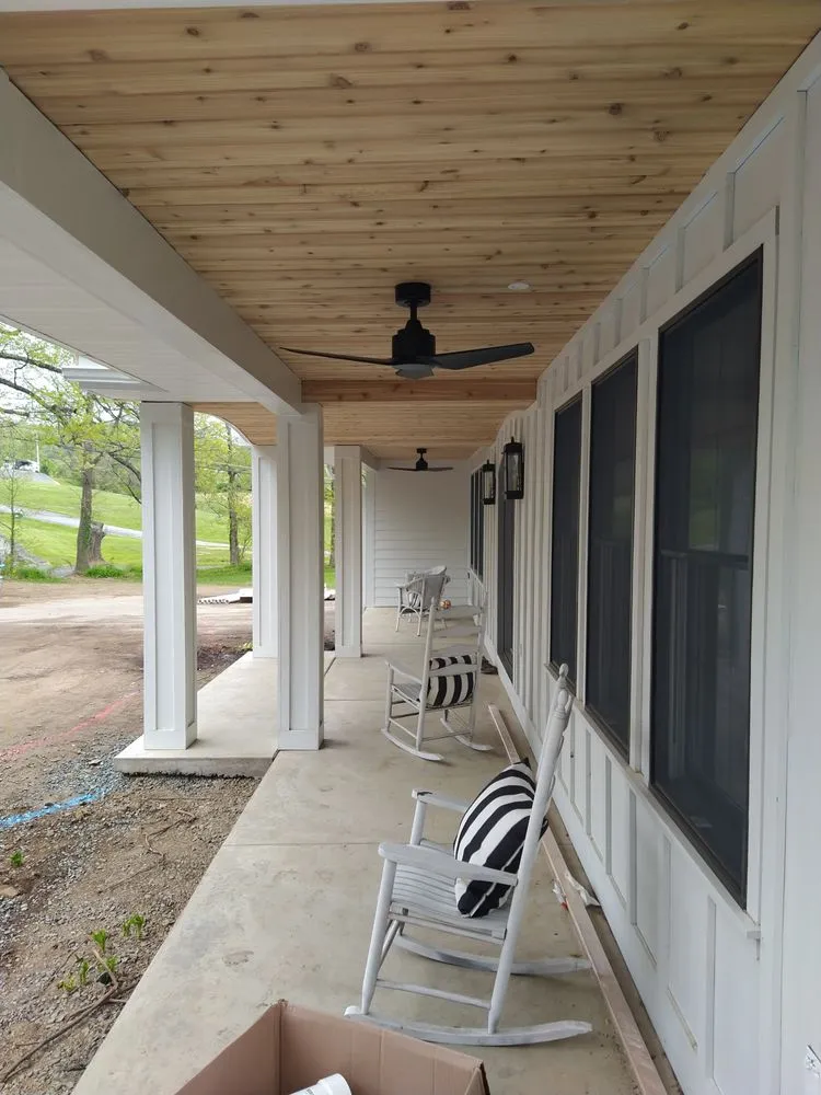 Slide of Renos By Reedy