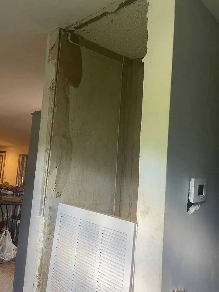Local roof leak repair experts serving Hixson, TN - Reno’s Handyman Service