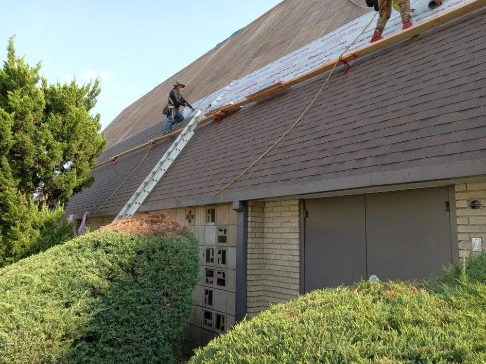 Reliable roof inspection in Sylmar, CA by Reno's Roofing