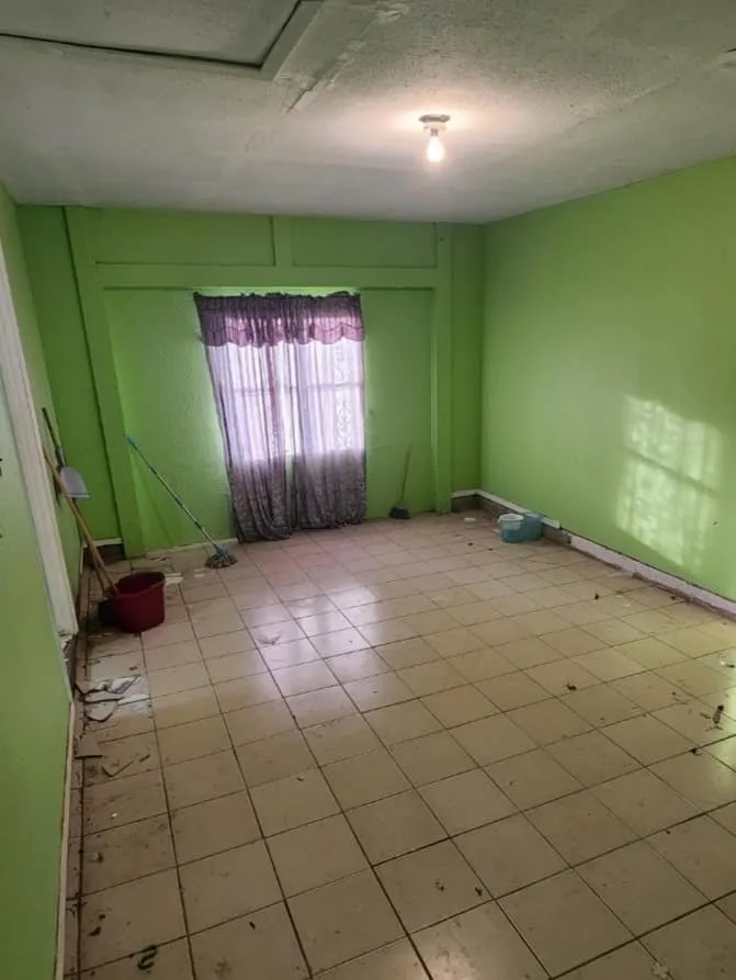 Slide of Renova Construction