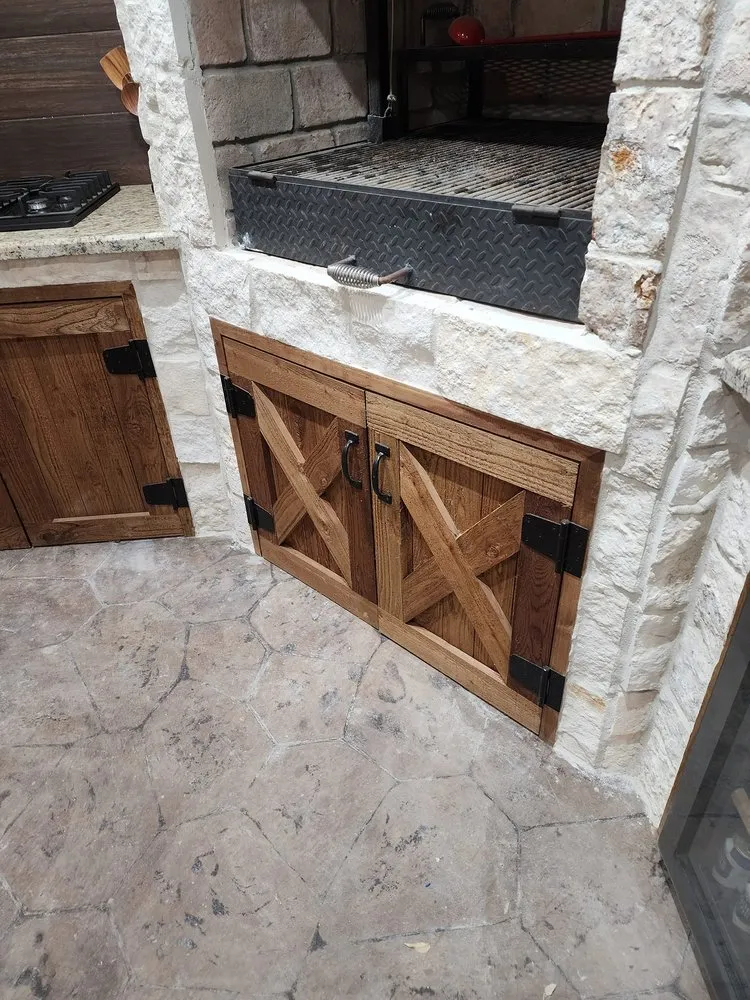 Slide of Renova Construction