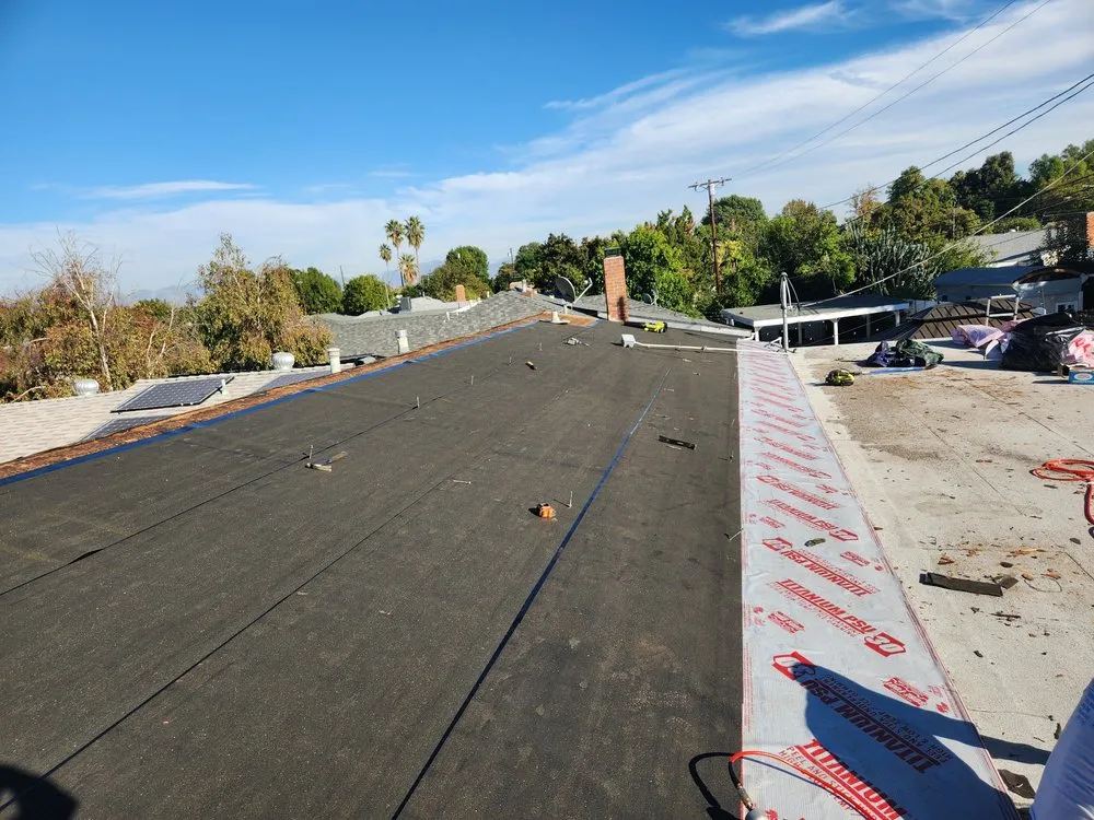 Top-rated roof repair for homes across Reseda, CA - Renova Construction