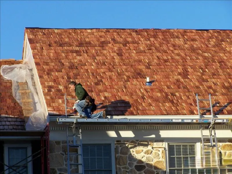 Professional flat roof repair in Reseda, CA - Renova Construction