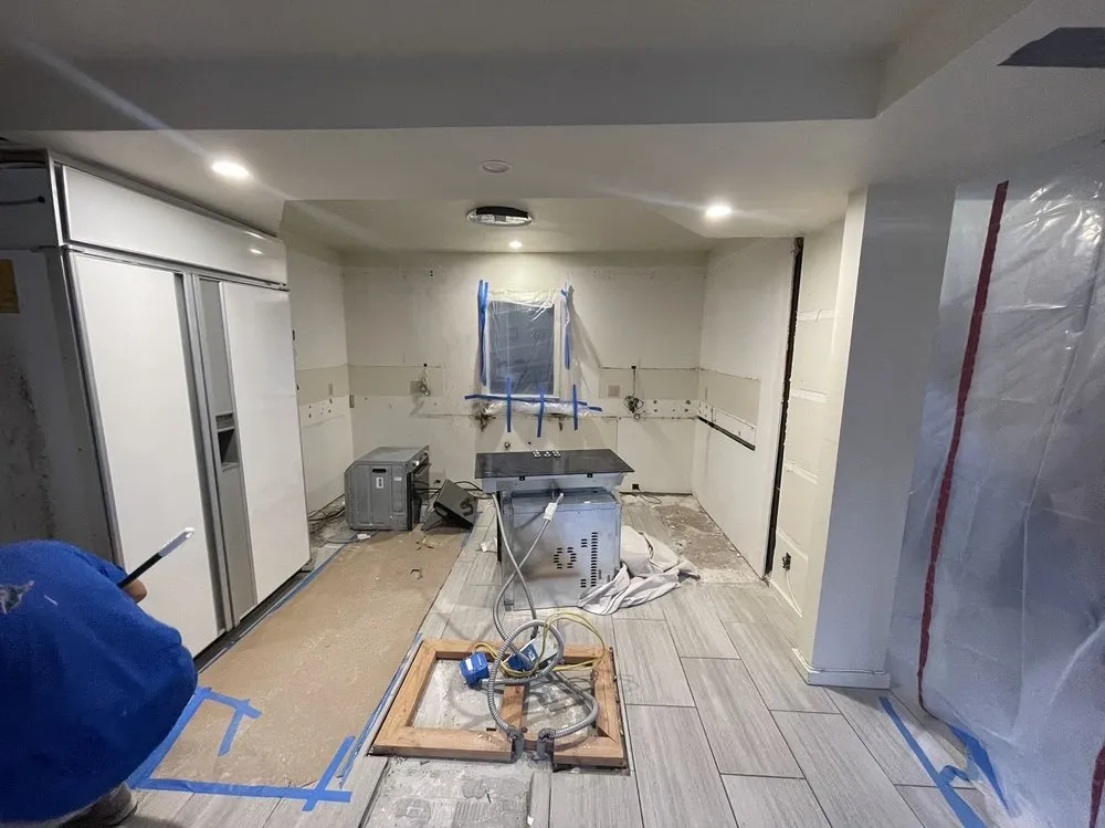 Slide of Renova Hawaii Home