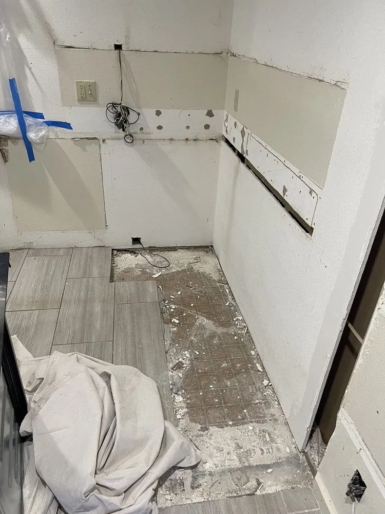 Slide of Renova Hawaii Home