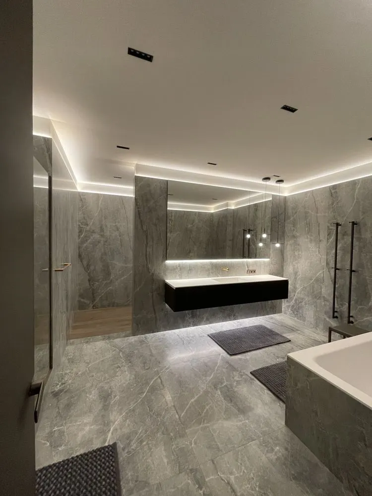 Slide of Renovate Builders