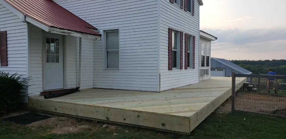 Licensed roof leak repair in St Louis, MO by Renovate Rite