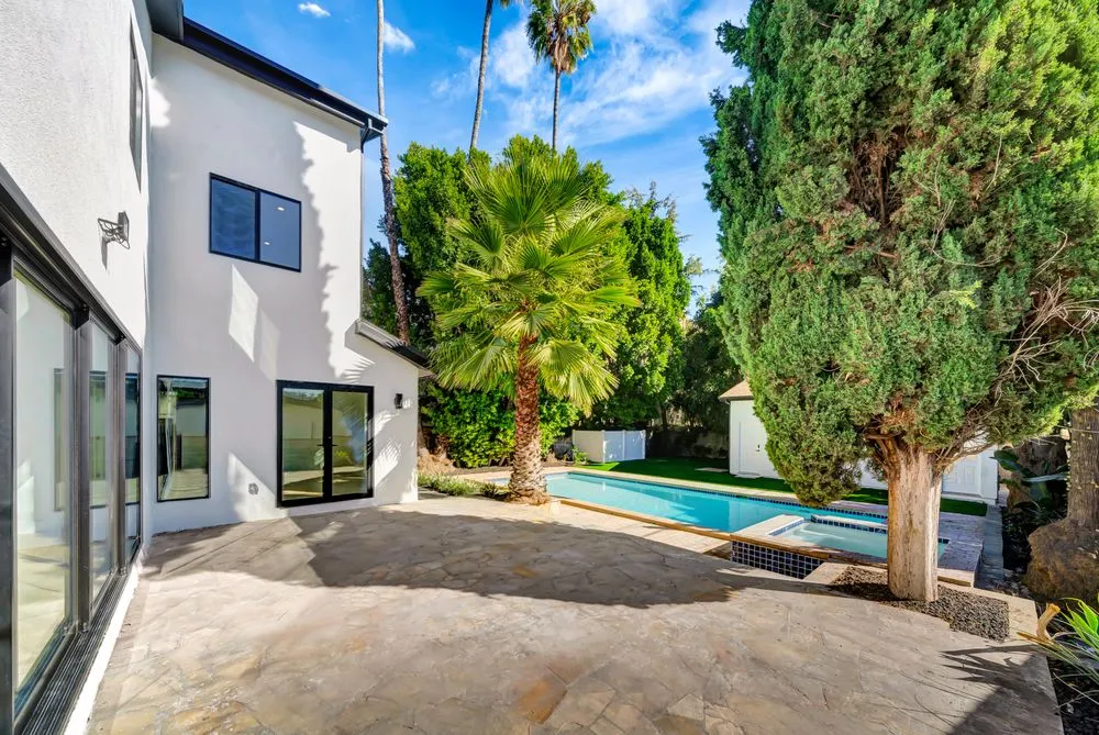 Expert roof leak repair with free inspection in Tarzana, CA by Renovate Works