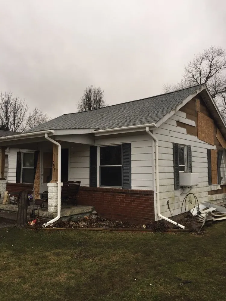 Slide of Repair Masters Construction