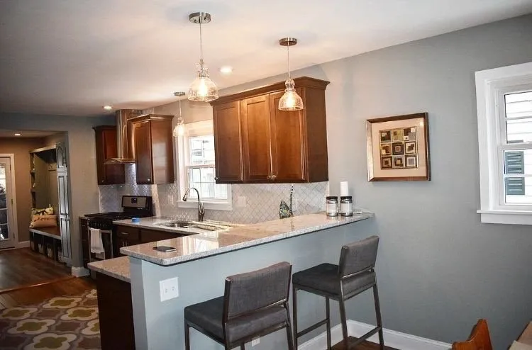 Slide of Residential and Commercial Renovations