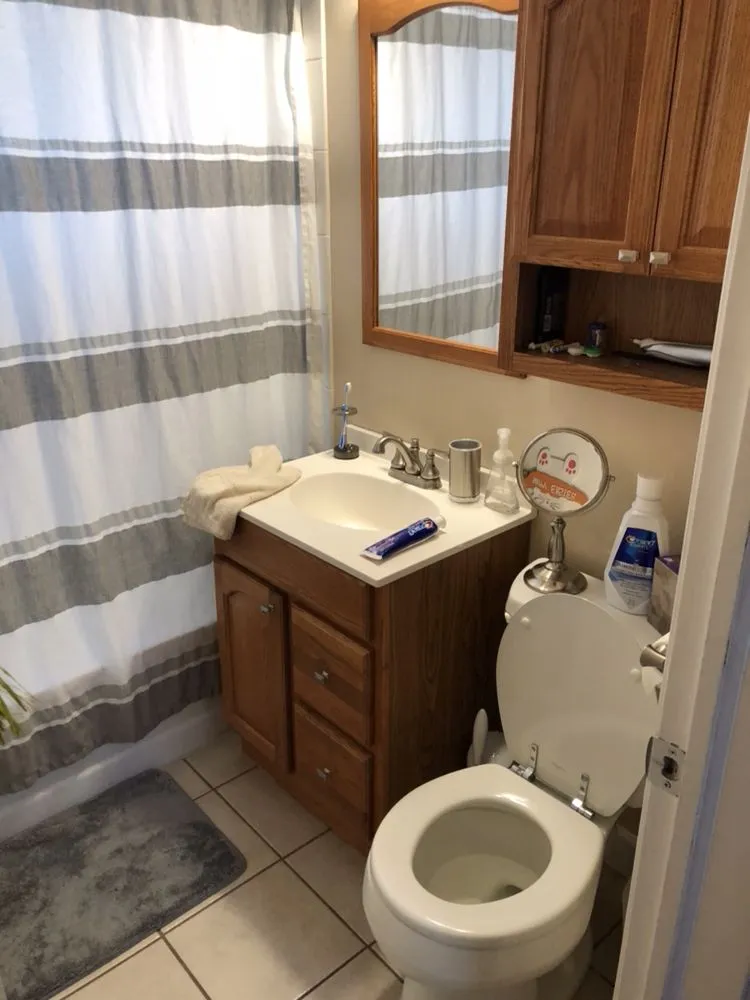 Slide of Resil Home Improvement