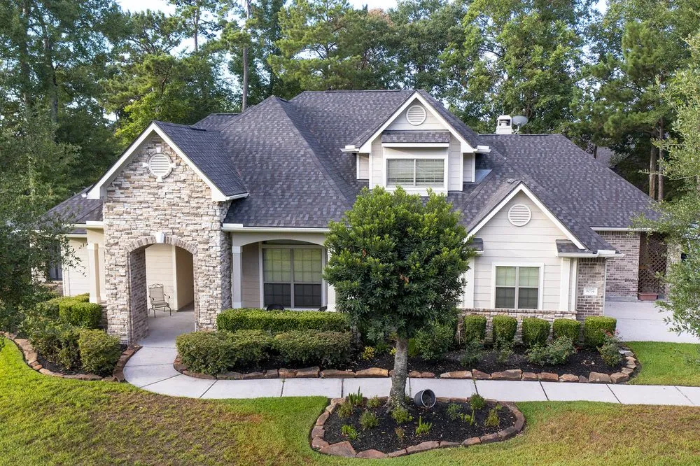 Slide of Resolute Roofing