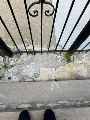 Restore roofing co Logo