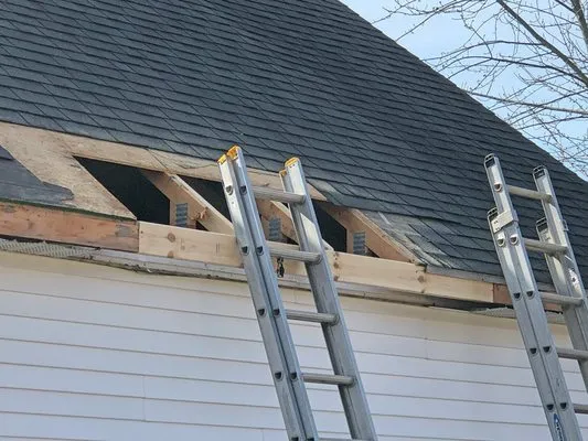 Results Roofing Logo