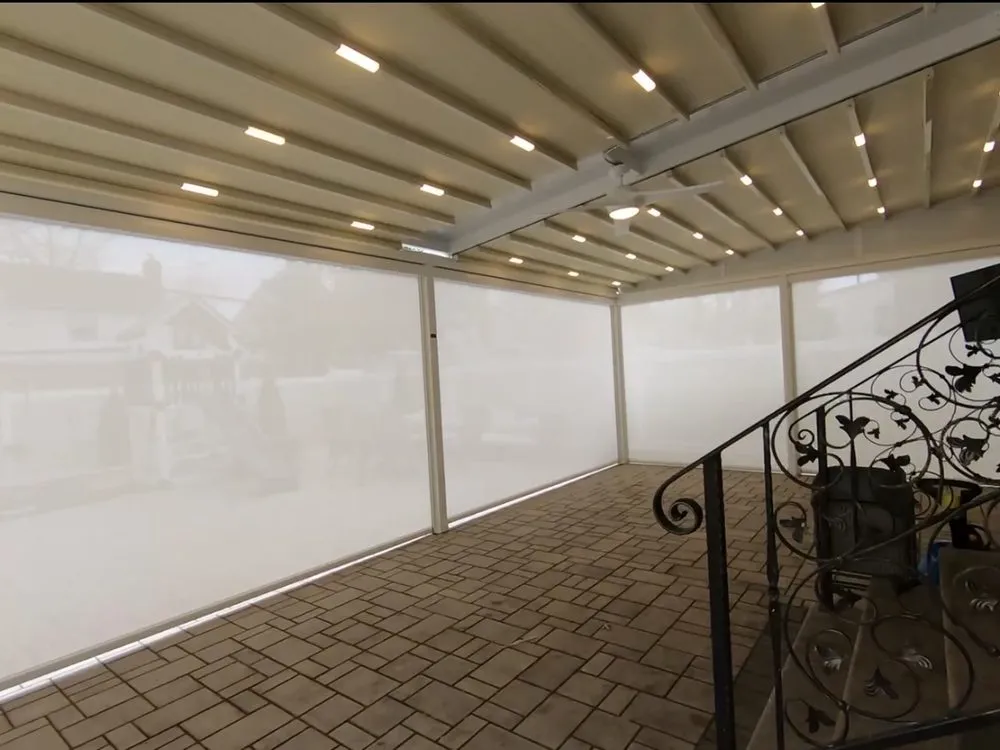 Slide of Retractable Roof