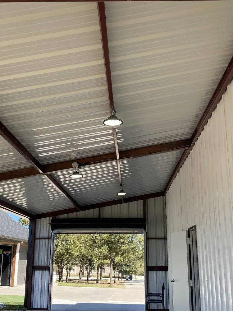 Slide of Retro Construction & Roofing