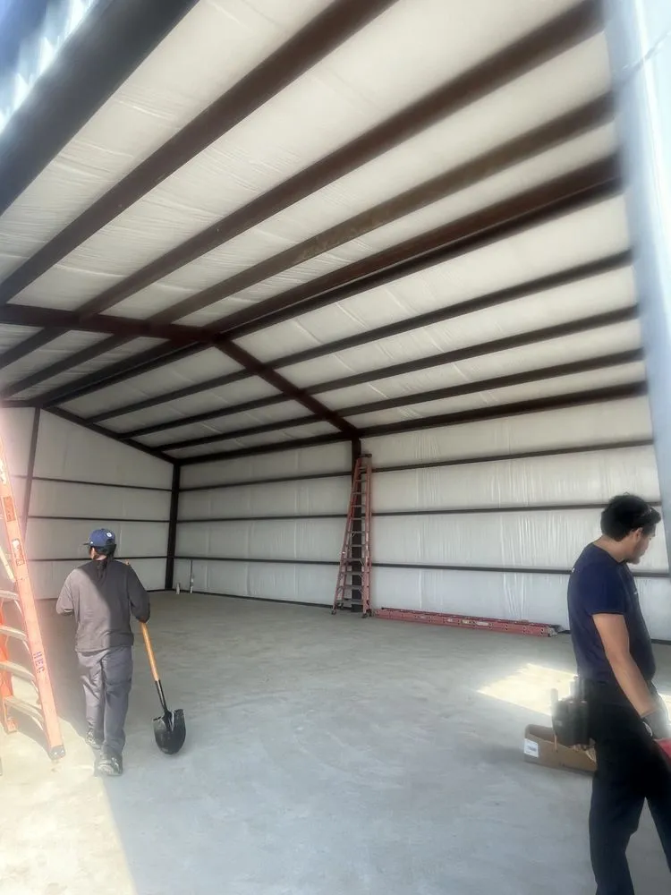 Slide of Retro Construction & Roofing