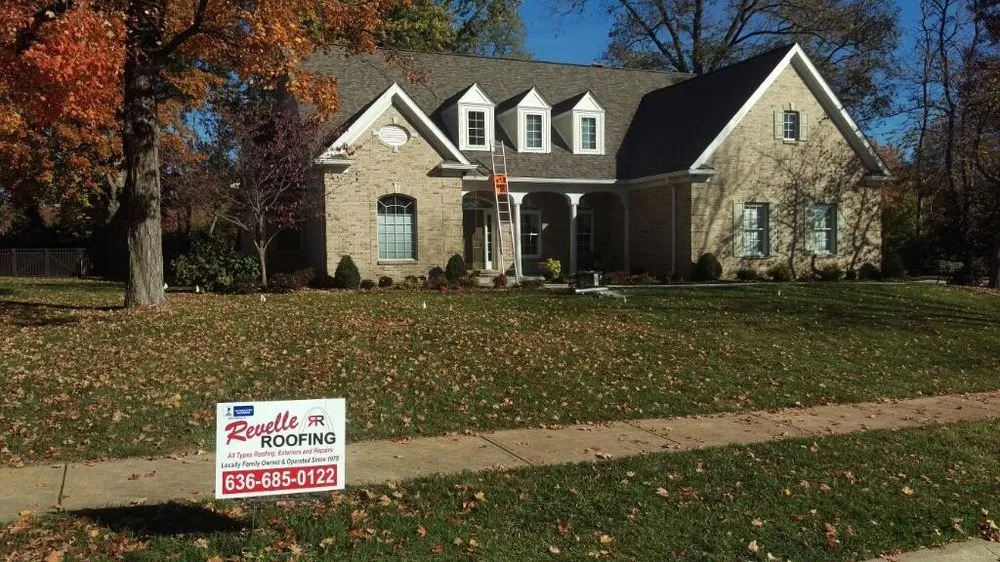 Expert flat roof repair experts serving St Peters, MO - Revelle Roofing & Exteriors